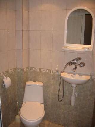 Гостевой дом Guest Rooms Kom София Двухместный номер с 1 кроватью или 2 отдельными кроватями-7